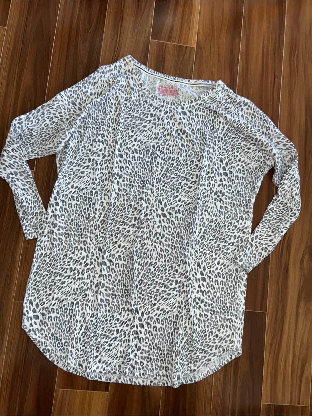 Large 100% cotton Victoria’s Secret mini nightgown sleep shirt pajama top